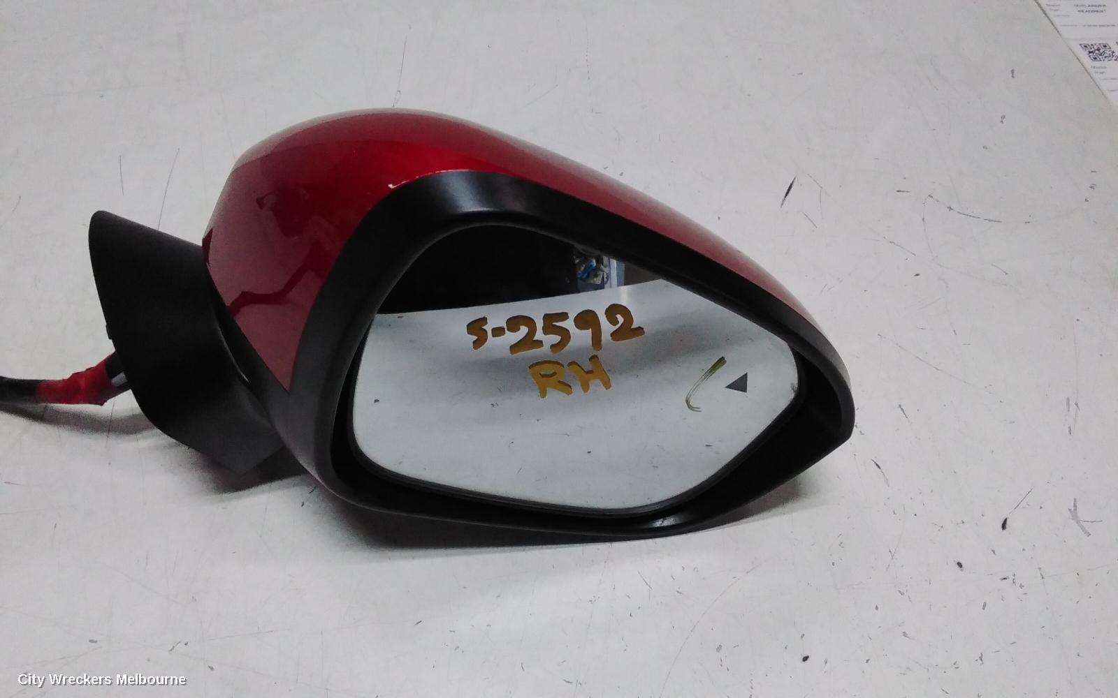 MITSUBISHI OUTLANDER RIGHT DOOR MIRROR, ZM, W/ HEATED, POWER FOLD, MEMORY, TILT, FLASHER, CAMERA TYPE, 08/2021 - 04/2025 - Image 1