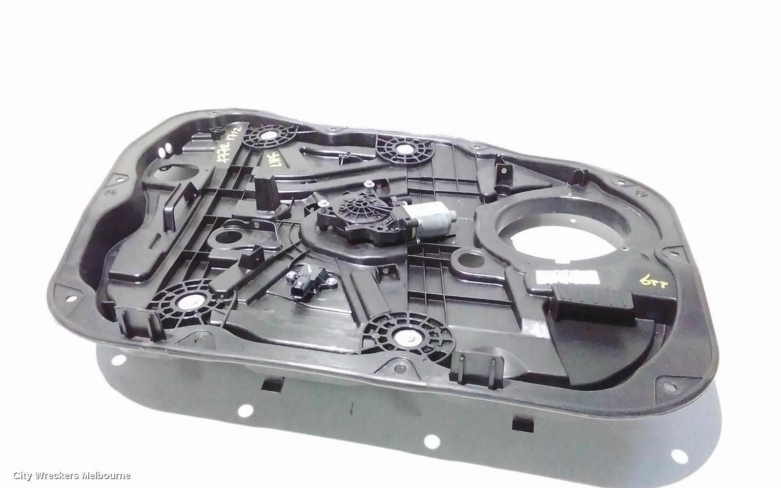 HYUNDAI TUCSON LEFT FRONT WINDOW REG/MOTOR, TL, DOOR REG ASSY (REG AND MOTOR), ACTIVE X, 07/2015 - 01/2021 - Image 2