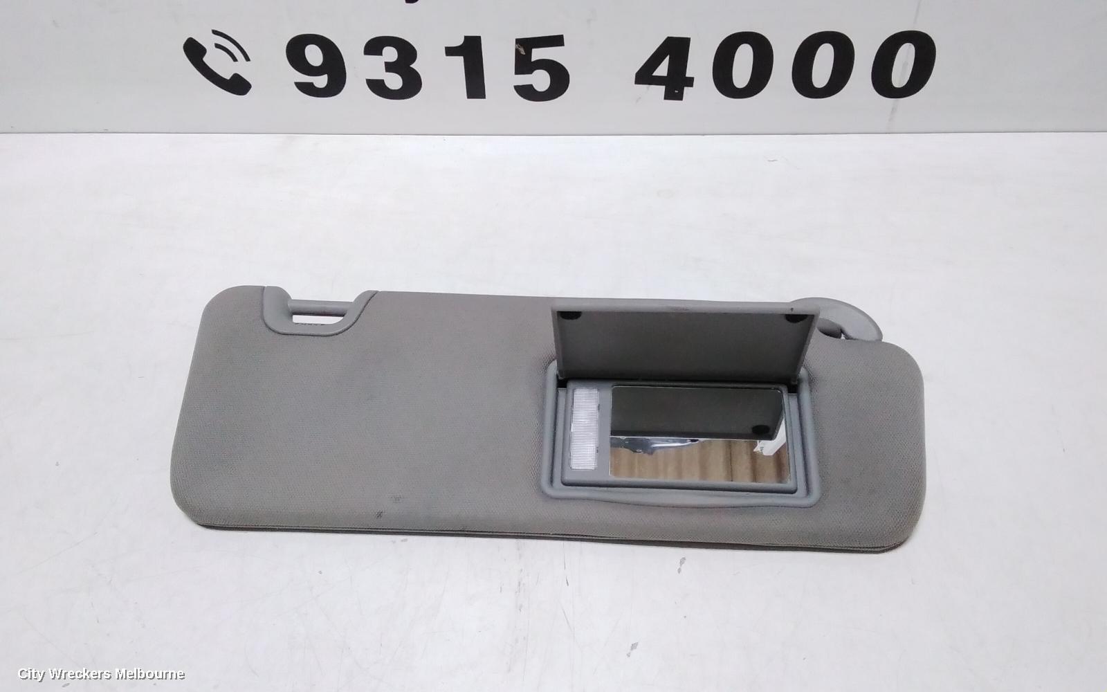 TOYOTA KLUGER SUNVISOR, GSU50/GSU55, RH SIDE, 03/2014 - 02/2021 - Image 3