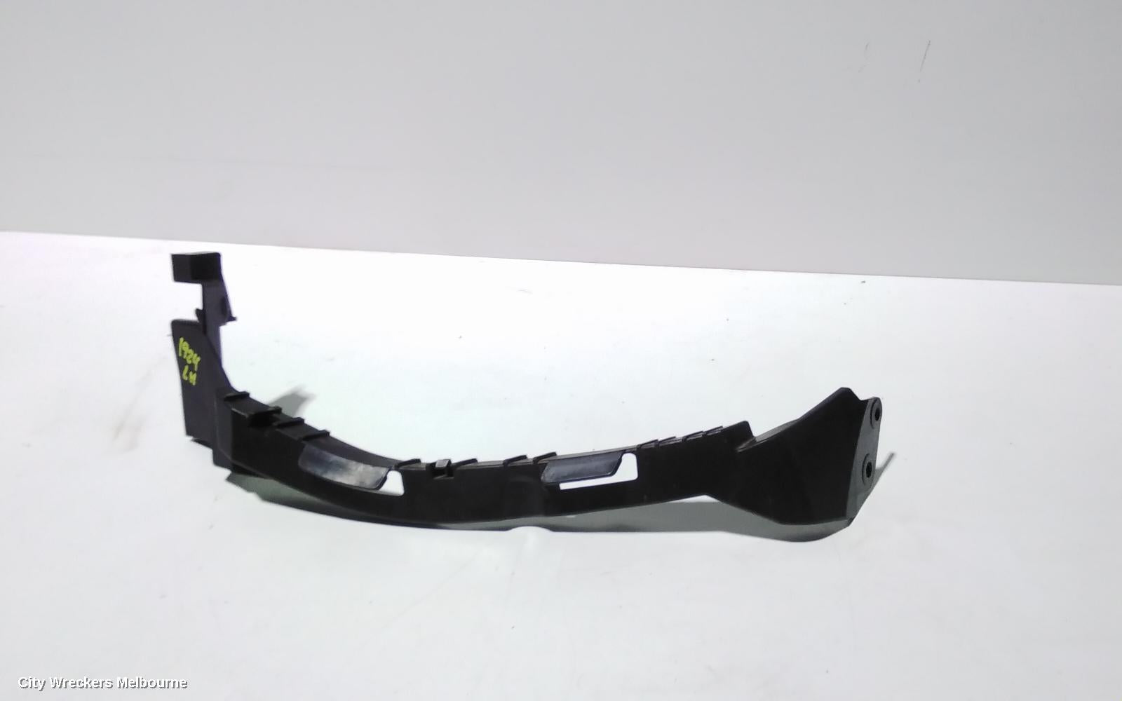 MAZDA 3, BP, 03/2019 ONWARDS, LEFT HEAD LIGHT BRAKET: 88933 - Image 2