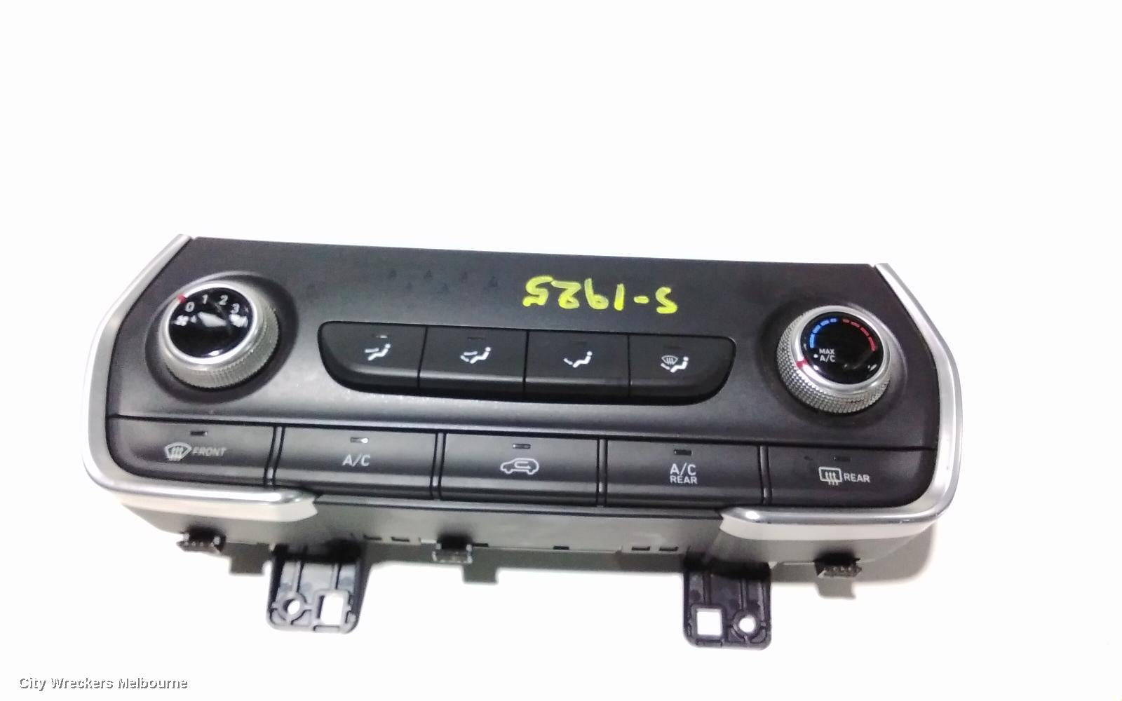 HYUNDAI SANTA FE HEATER/AC CONTROLS, TM, NON ELECTRONIC DISPLAY TYPE, 03/2018 ONWARDS - Image 2