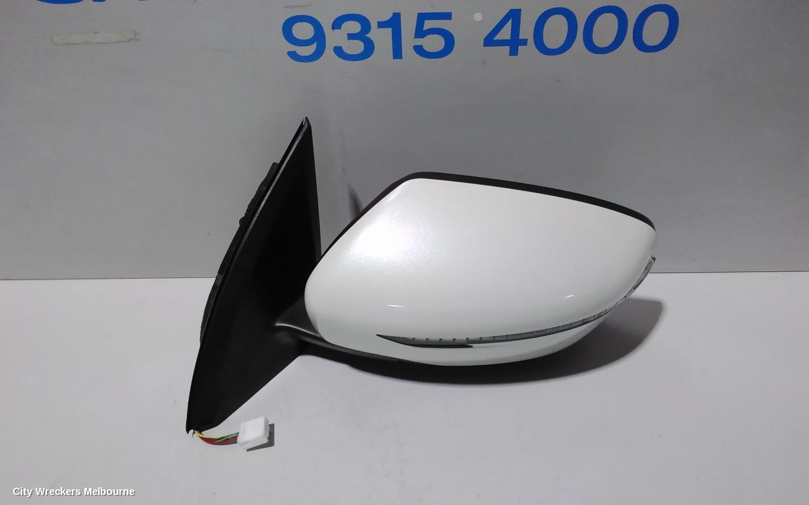 NISSAN QASHQAI LEFT DOOR MIRROR, J11, ST, MANUAL FOLD, 06/2014 - 06/2017 - Image 3