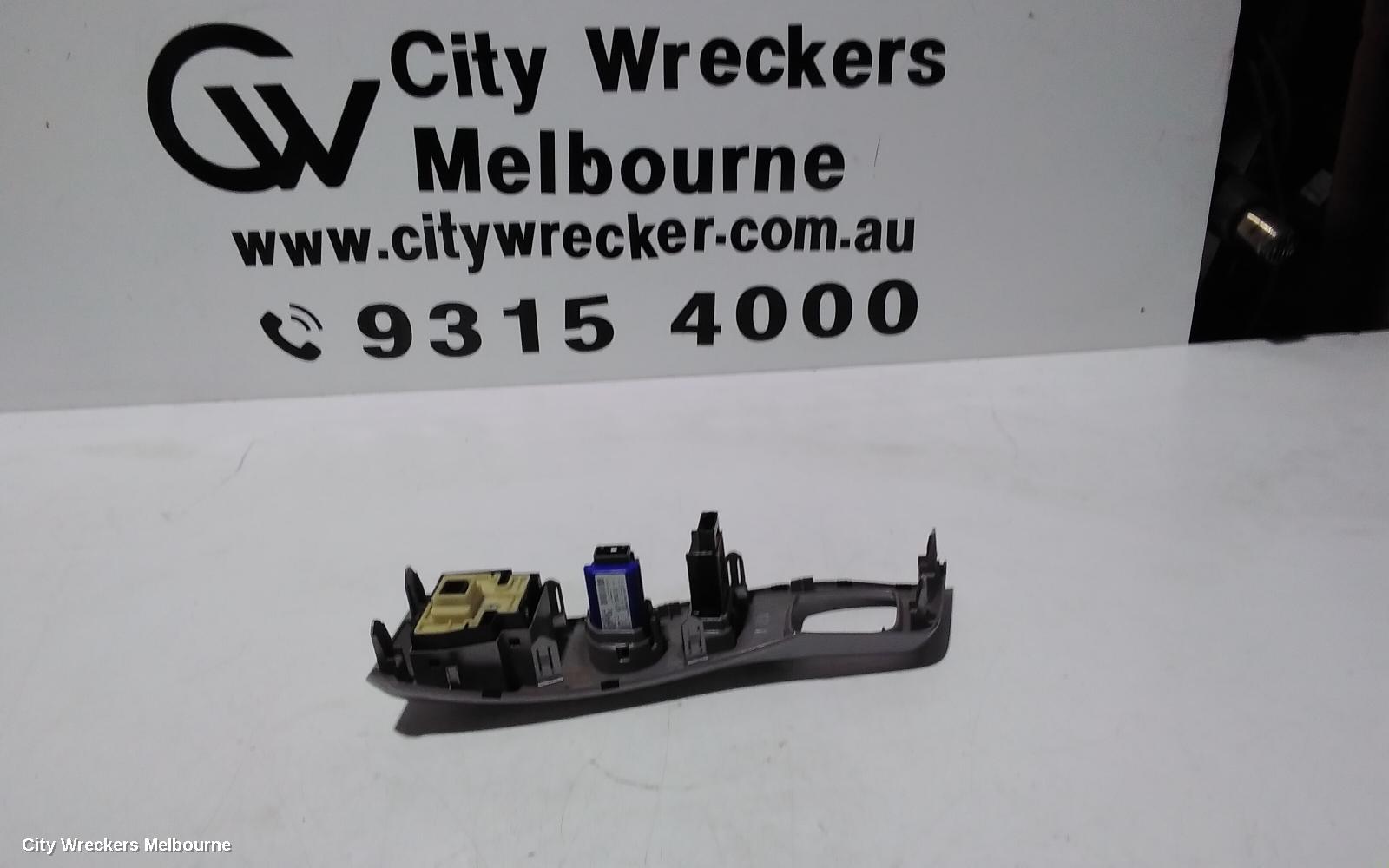 TOYOTA PRIUS, ZVW40R, PRIUS V, 05/2012 - 11/2022, START STOP BUTTON: 99993 - Image 2