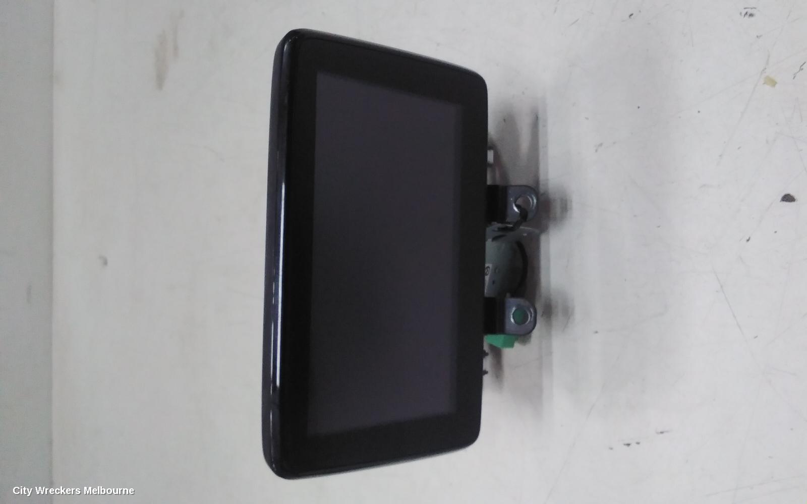 MAZDA 2 RADIO/CD/DVD/SAT/TV, DISPLAY UNIT, 7IN, W/ SAT NAV TYPE, DJ/DL, 09/2014 ONWARDS - Image 1