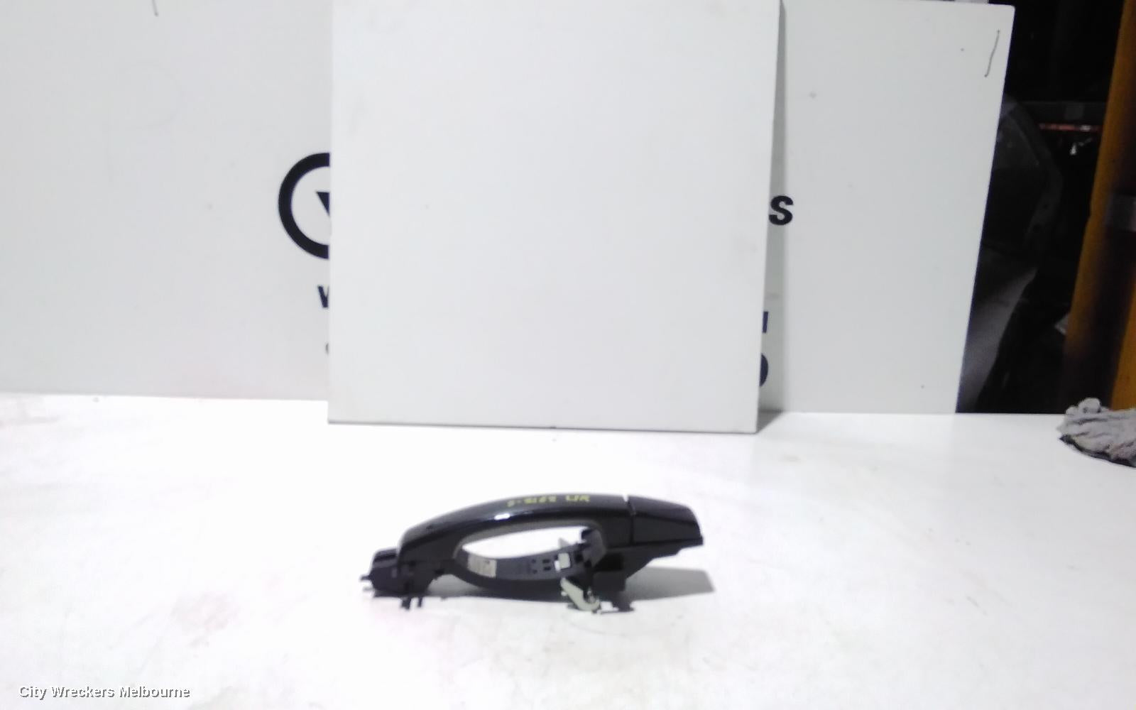 LAND ROVER RANGEROVER SPORT DOOR HANDLE, OUTER, LH REAR, L320, 08/2005 - 10/2010 - Image 2