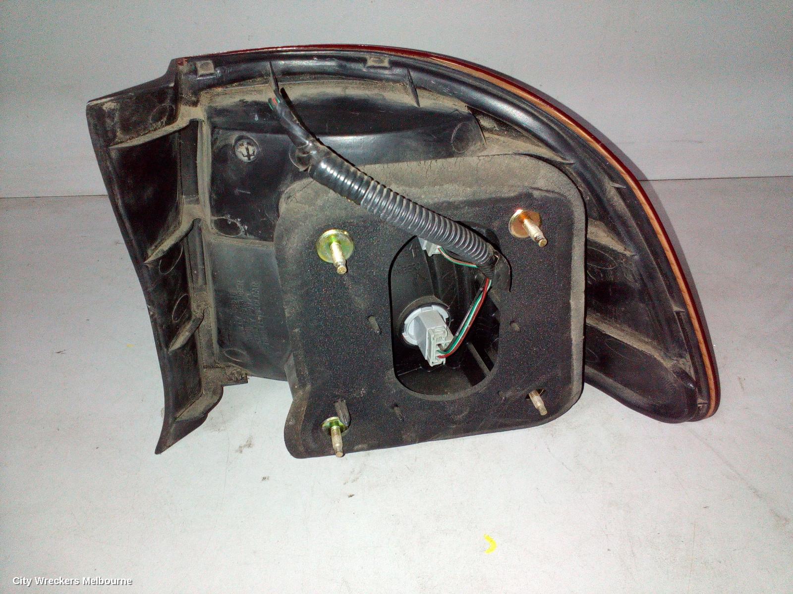 HONDA CIVIC LEFT TAILLIGHT, EK, SEDAN, LENS #2240, 01/1999 - 10/2000 - Image 2