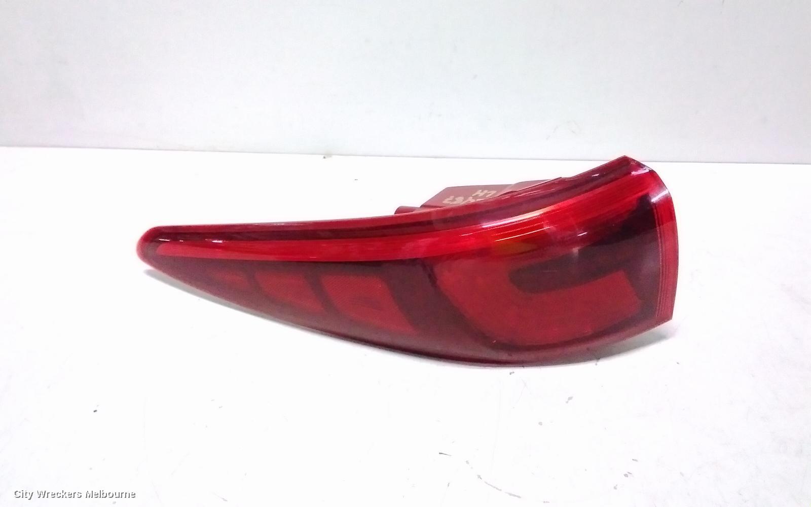 KIA SPORTAGE LEFT TAILLIGHT, QL, IN BODY, NON LED TYPE, 10/2015 - 04/2018 - Image 2