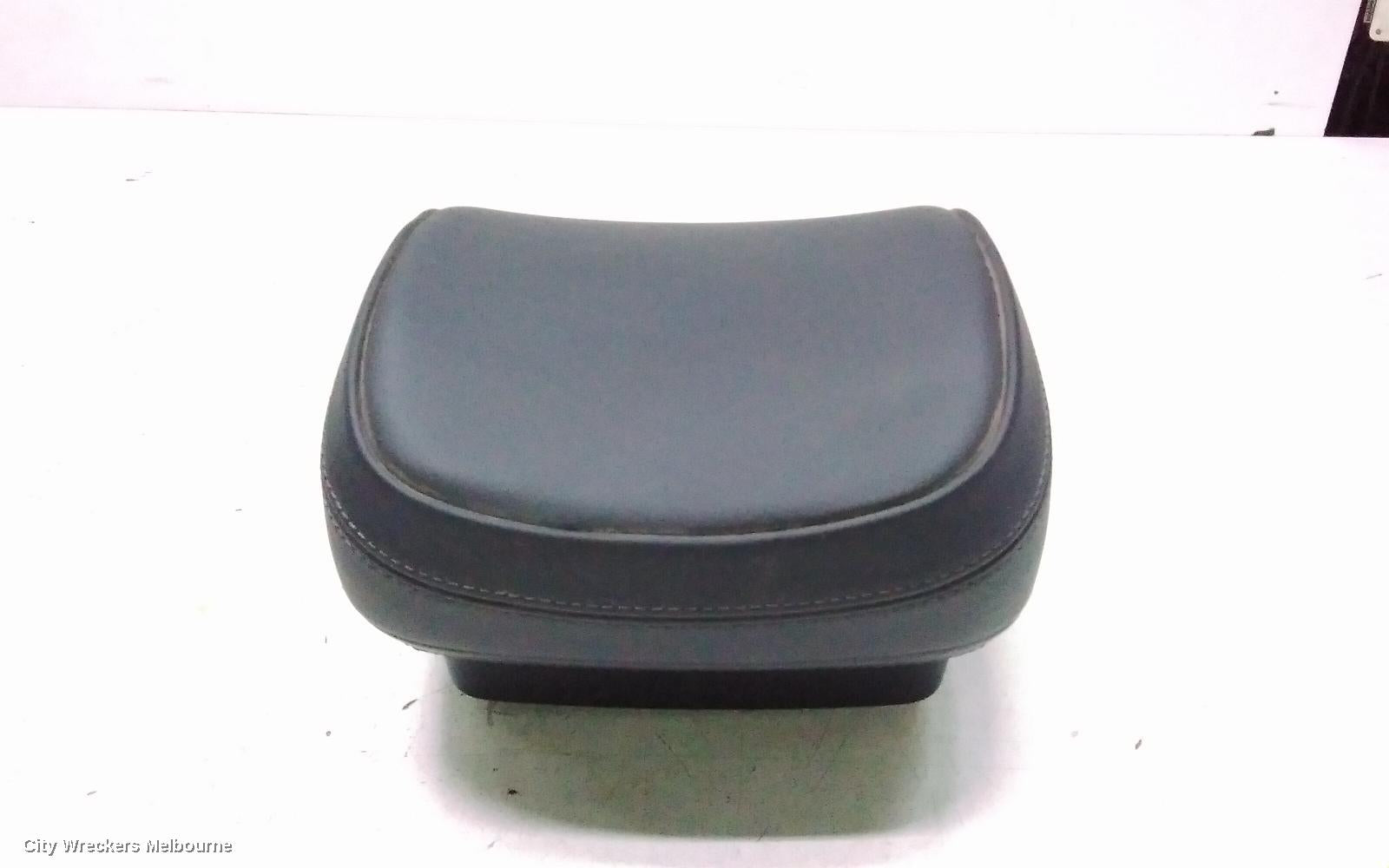 PORSCHE MACAN HEADREST, 95B, 06/2014 - 12/2025 - Image 1