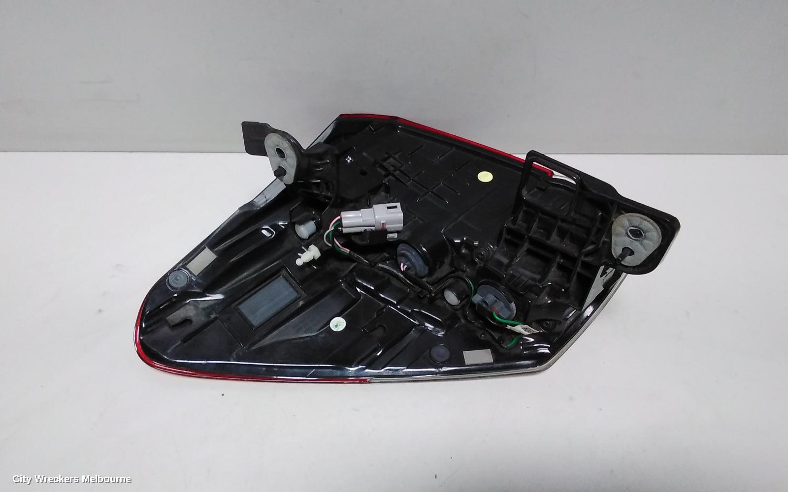 SUBARU FORESTER RIGHT TAILLIGHT, SK, LED TYPE, 08/2018 ONWARDS - Image 3