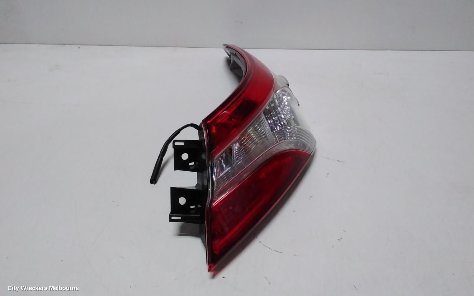 TOYOTA CAMRY RIGHT TAILLIGHT, XV70, IN BODY, NON LED TYPE, 09/2017 - 01/2021 - Image 3