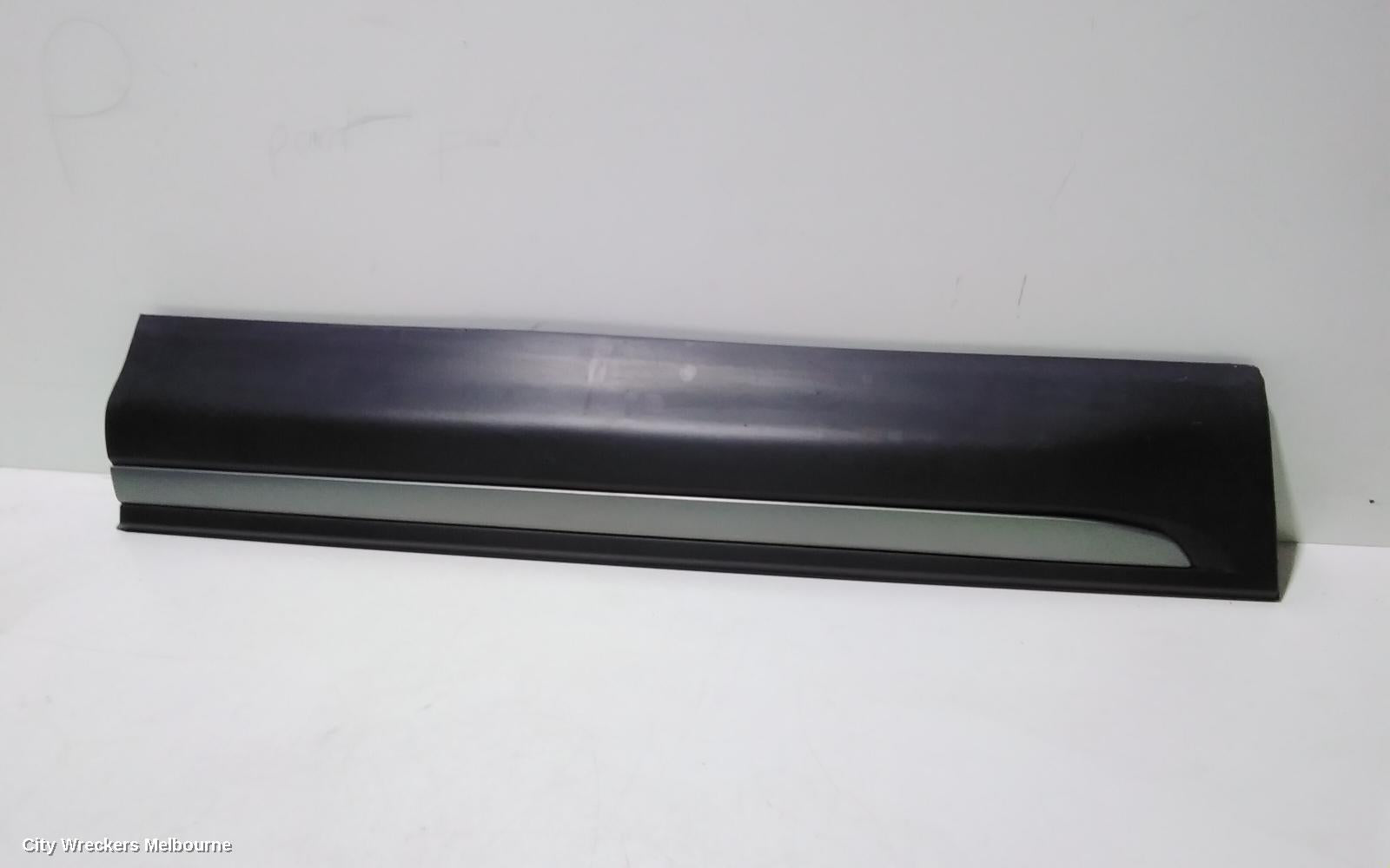 LAND ROVER RANGEROVER EVOQUE DOOR MOULD, LHF LOWER OUTER DOOR MOULD: 96665, L538, 11/2011 - 01/2019 - Image 1