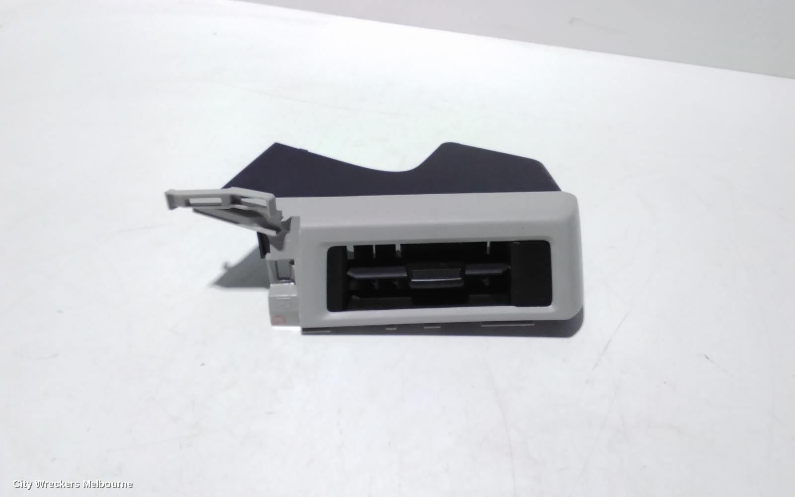 TOYOTA HIACE, 300 SERIES, 02/2019 ONWARDS, LH AIRVENT: 91889 - Image 1