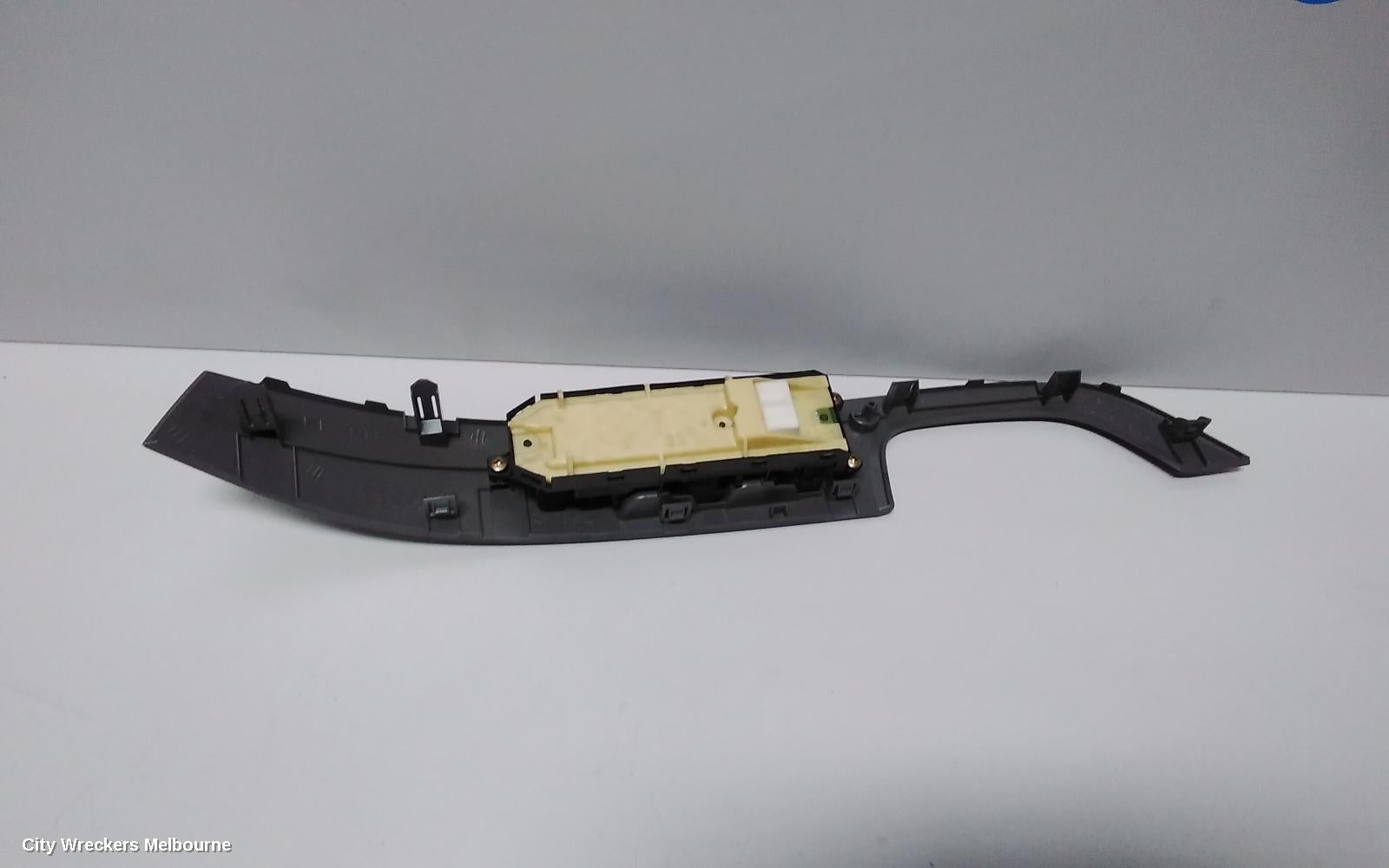 TOYOTA ESTIMA PWR DR WIND SWITCH, RH FRONT (MASTER SWITCH), XR50, 05-19 (IMPORT) - Image 3