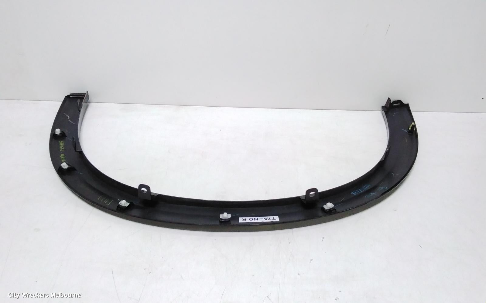 HONDA HRV WHEEL ARCH FLARE, RH FRONT, RU5, 12/2014 - 10/2021 - Image 3