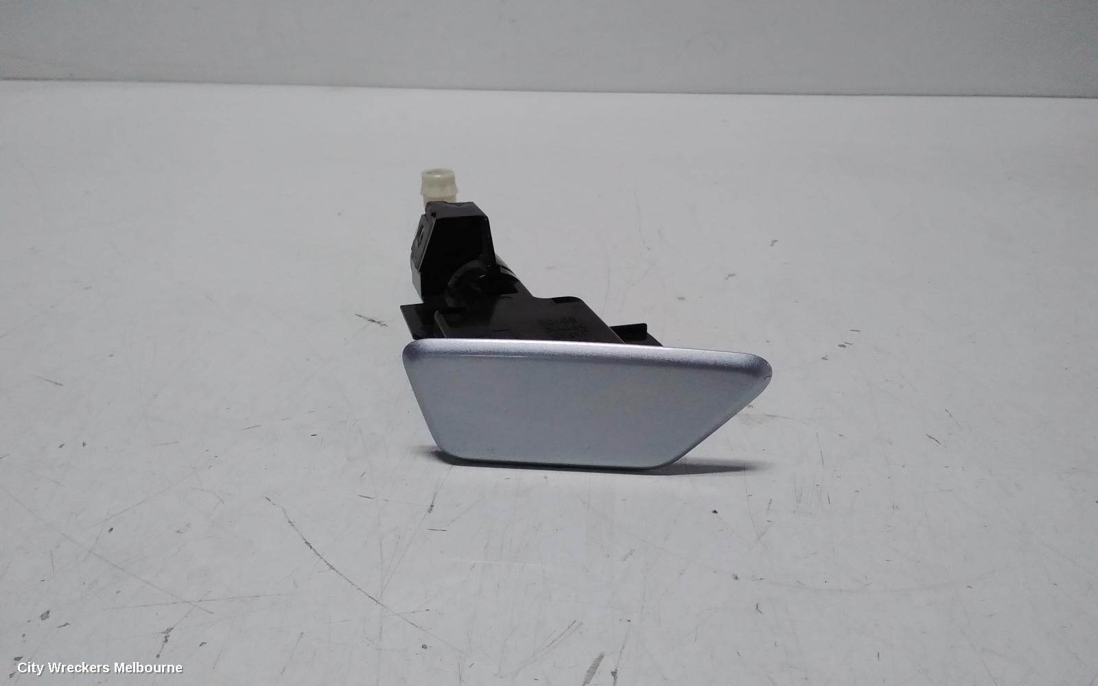SUBARU XV WASHER JET, G4X, 08/2011 - 04/2017 - Image 1