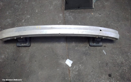 AUDI Q7 R/BAR BRACKET/REINFO, REINFORCEMENT, 4L, 09/2006 - 08/2015 - Image 1