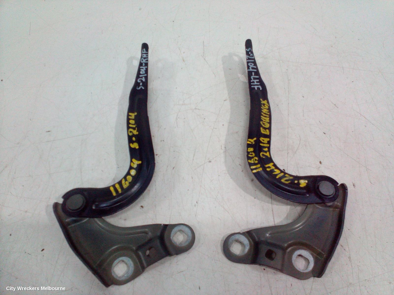 HOLDEN EQUINOX BONNET HINGE/STRUT, HINGES (PAIR), EQ, 09/2017 - 12/2020 - Image 2