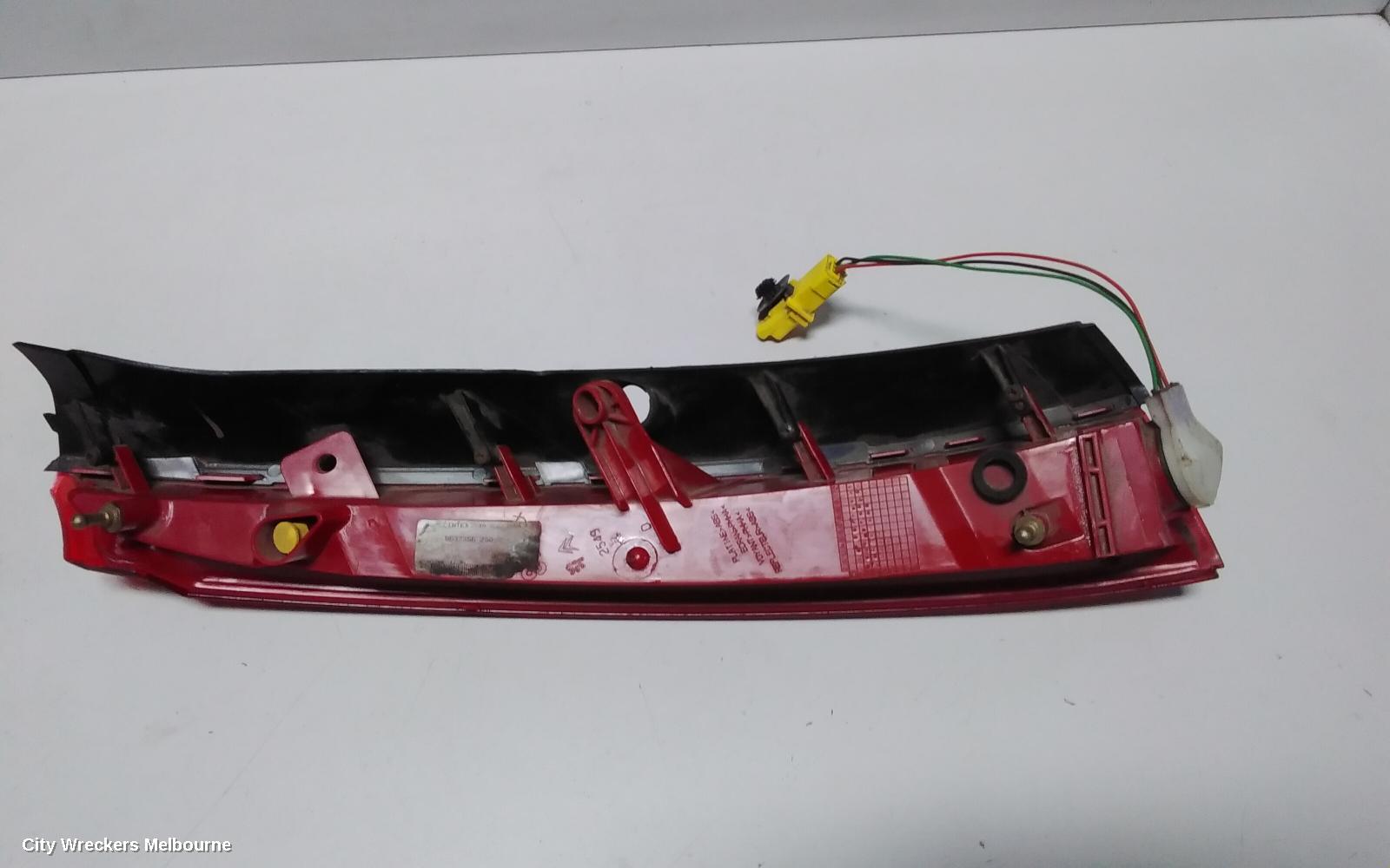 CITROEN C5 RIGHT TAILLIGHT, WAGON, UPPER LIGHT, 06/2001 - 08/2008 - Image 3