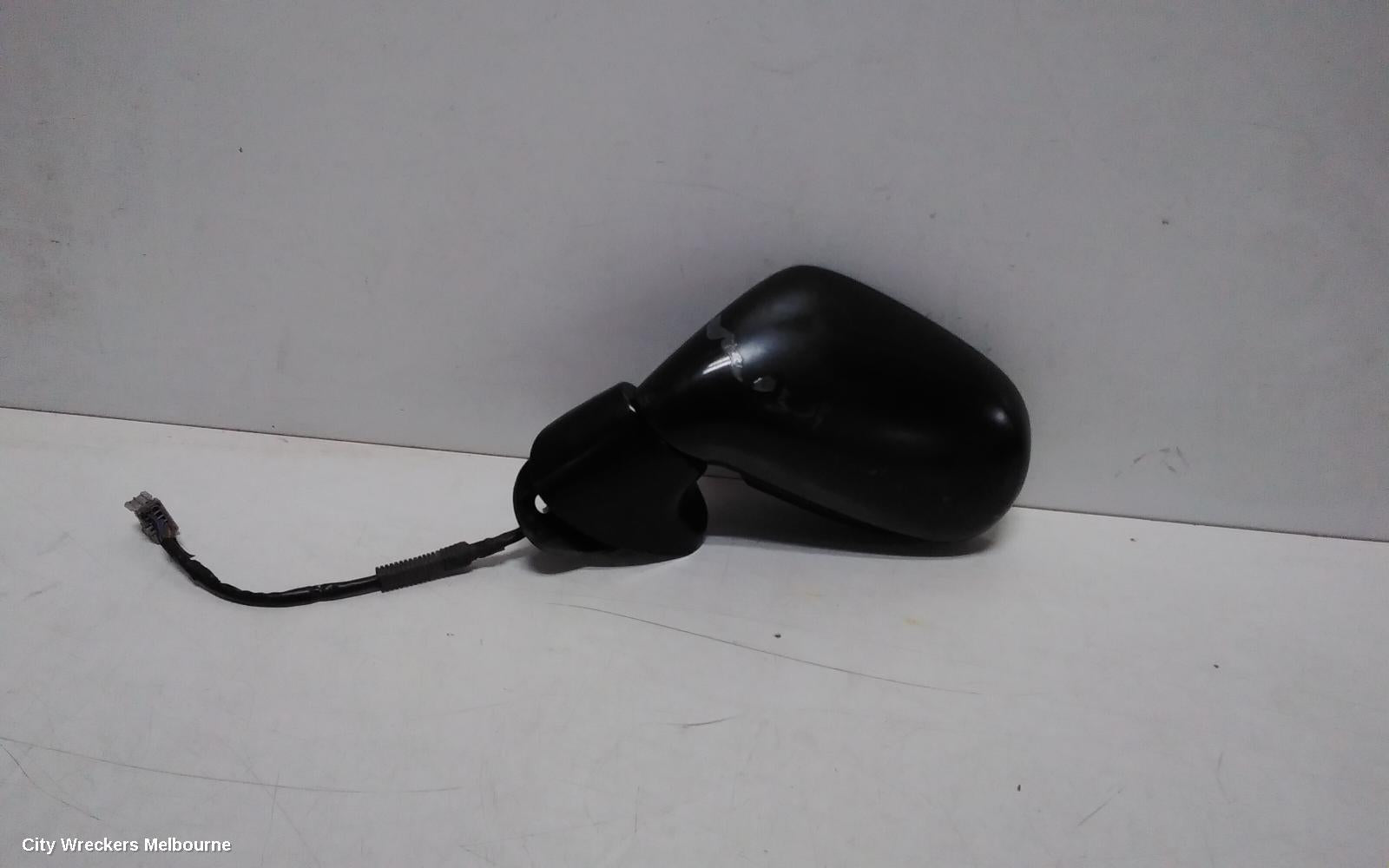HONDA LEGEND LEFT DOOR MIRROR, KA9 3.5 05/1996 - 12/2004 - Image 1