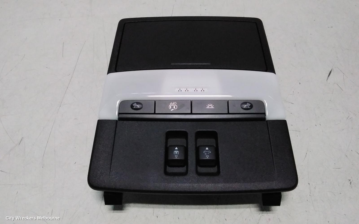 MITSUBISHI OUTLANDER COURTESY LIGHT, ZM, 08/2021 ONWARDS - Image 2