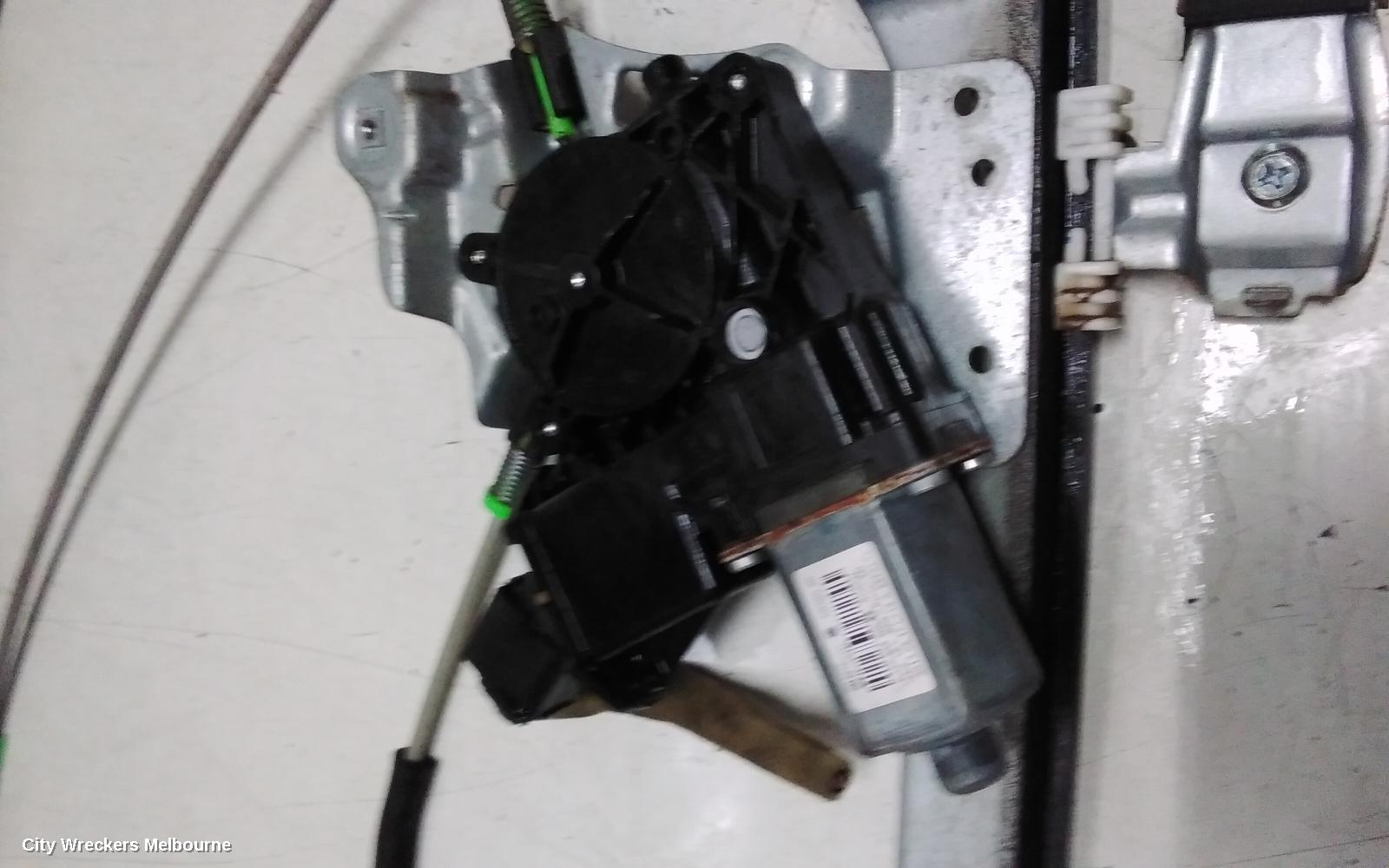 HOLDEN COMMODORE LEFT FRONT WINDOW REG/MOTOR, VF, SV6/SS/SS-V/CALAIS/CALAIS-V, 05/2013 - 12/2017 - Image 2