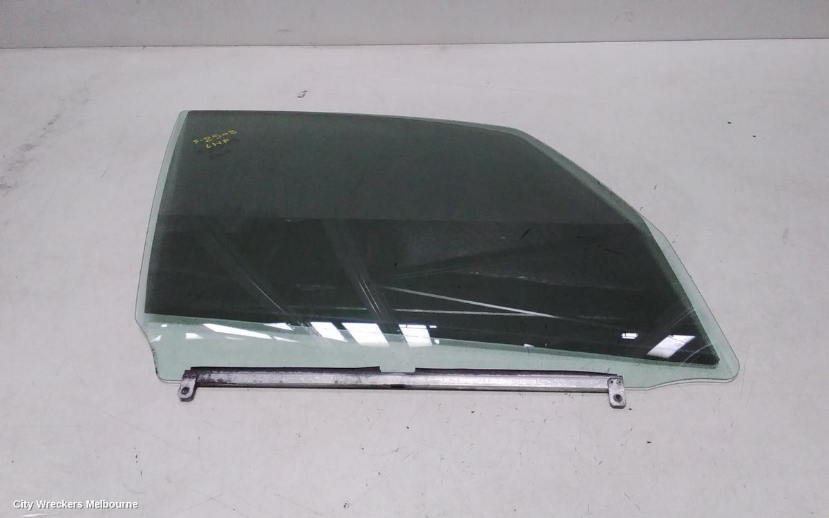 SUZUKI SX4 RIGHT FRONT DOOR WINDOW, 01/2007 - 01/2014 - Image 3