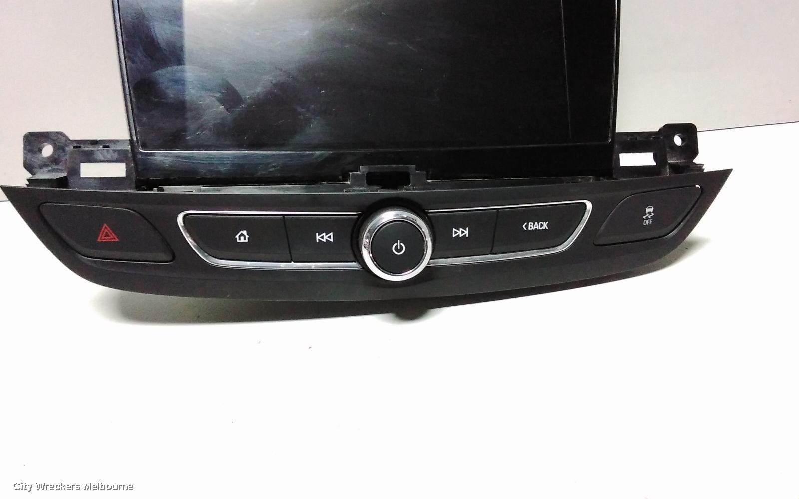 HOLDEN COMMODORE RADIO/CD/DVD/SAT/TV, DISPLAY SCREEN, 8IN SAT NAV TYPE, ZB, 10/2017 - 12/2020 - Image 3