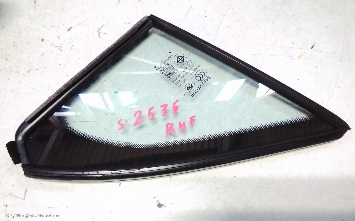 MG MG3 RIGHT FRONT 1/4 DOOR GLASS, SZP1, 07/2016 - 10/2024 - Image 2
