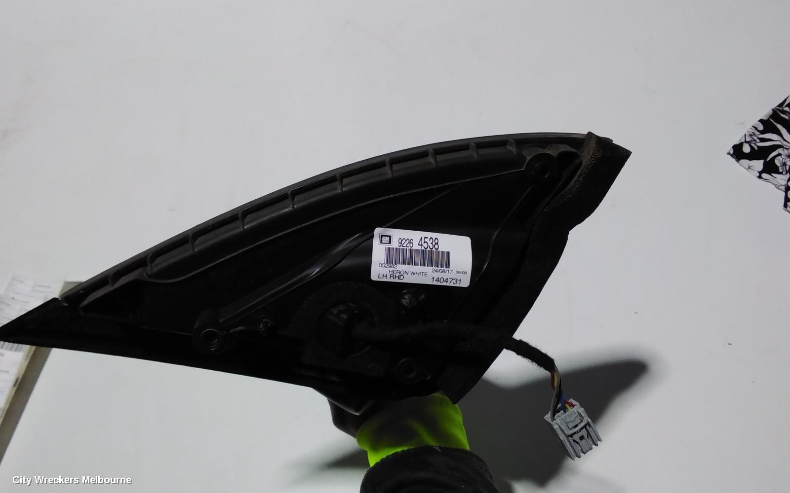 HOLDEN COMMODORE LEFT DOOR MIRROR, VF, COLOUR CODED/BLACK, W/ BLINDSPOT, NON HEATED TYPE, 05/2013 - 12/2017 - Image 3