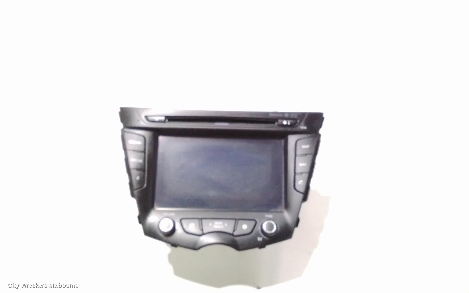 HYUNDAI VELOSTER RADIO/CD/DVD/SAT/TV, TOUCHSCREEN, GPS/NAVIGATION/BLUETOOTH/MP3/AUX W/ CD PLAYER, FS, 12/2011 - 02/2018 - Image 3