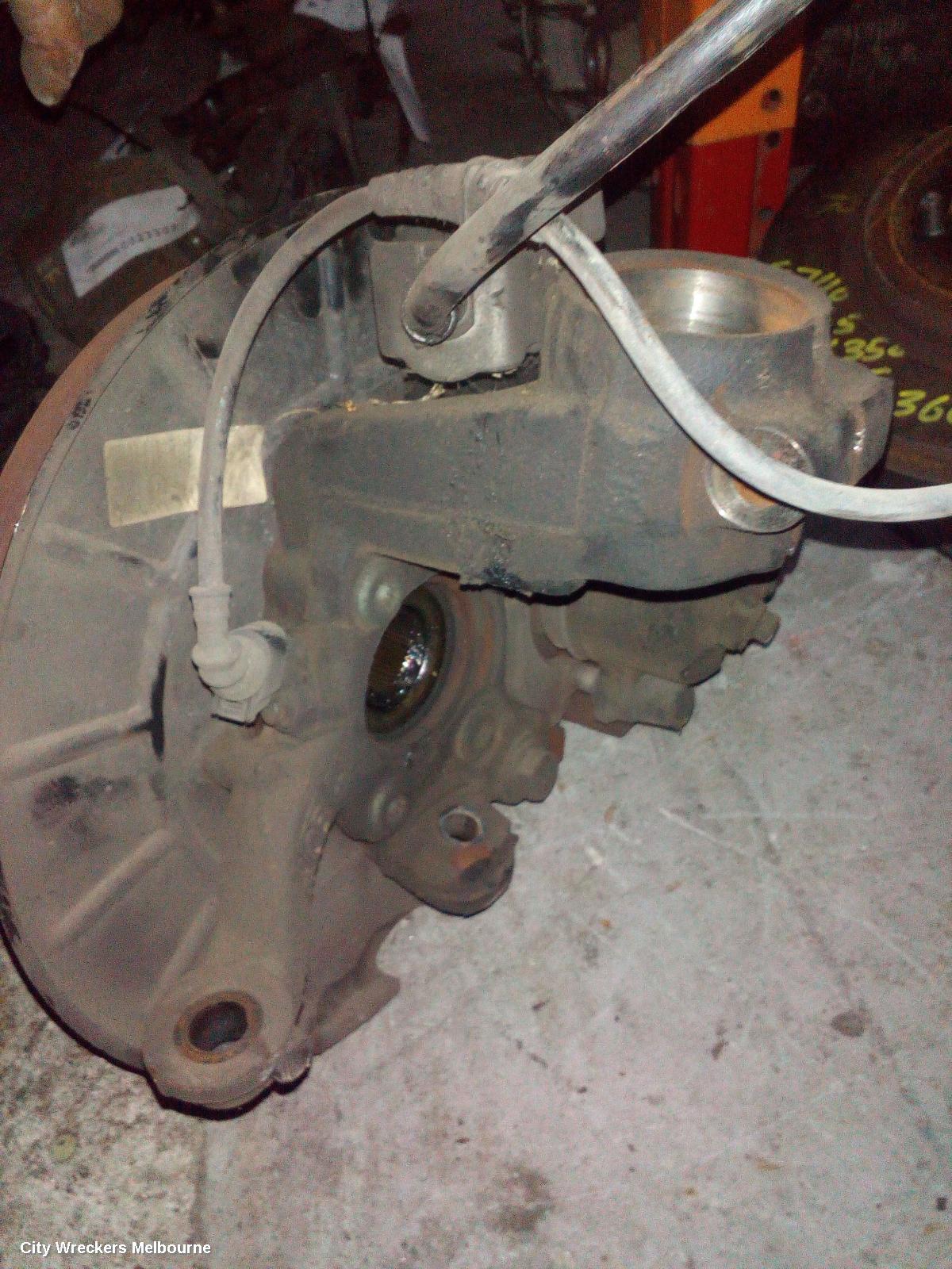 VOLKSWAGEN GOLF LEFT FRONT HUB ASSEMBLY, GEN 5, 4 BOLT TYPE, 07/2004 - 02/2009 - Image 3
