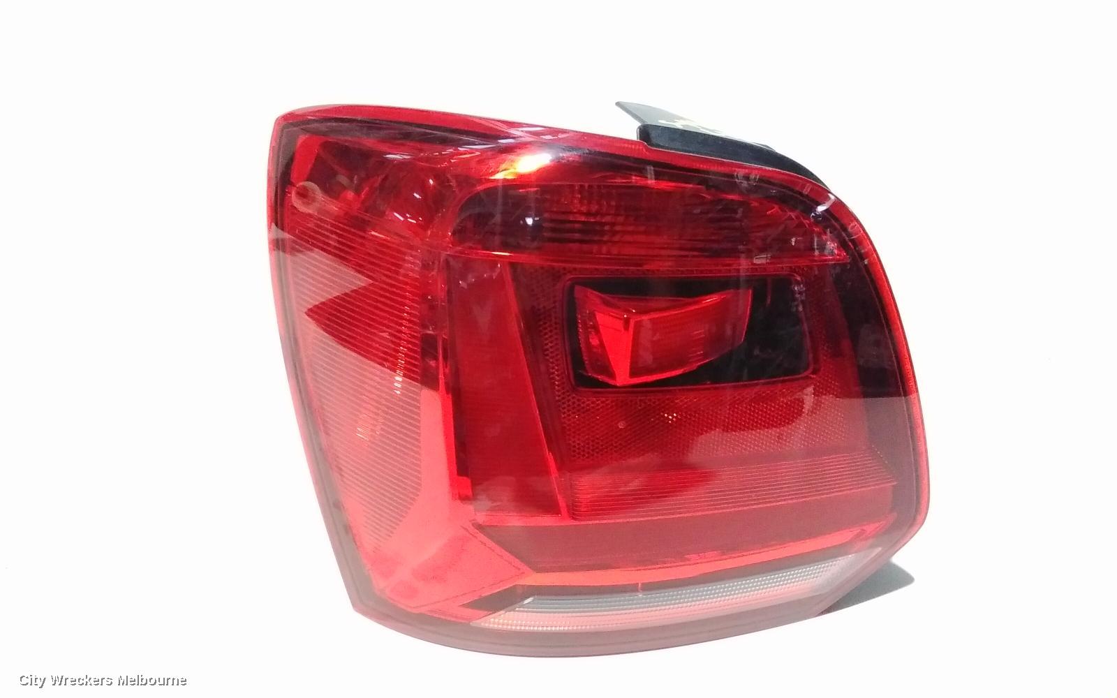 VOLKSWAGEN POLO LEFT TAILLIGHT, 6R, COMFORTLINE/TRENDLINE, RED INSERT TYPE, 05/2014 - 09/2017 - Image 3