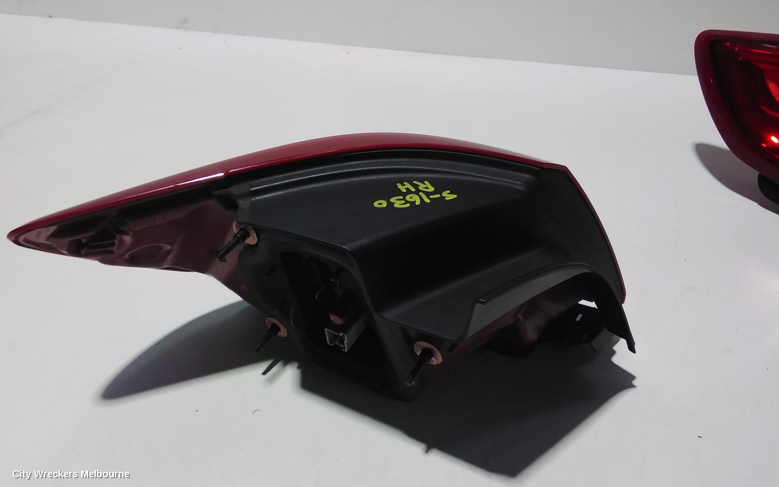 HOLDEN COMMODORE RIGHT TAILLIGHT, VF, SEDAN, CLEAR TYPE, EVOKE/SV6/SS/INTERNATIONAL, 05/2013 - 12/2017 - Image 2