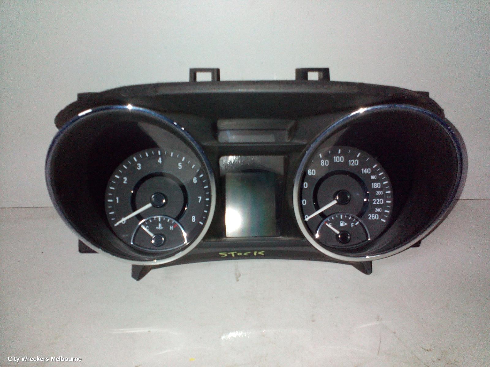 HOLDEN COMMODORE INSTRUMENT CLUSTER, INSTRUMENT CLUSTER, AUTO T/M TYPE, VF, CALAIS/CALAIS-V, 05/2013 - 12/2017 - Image 1