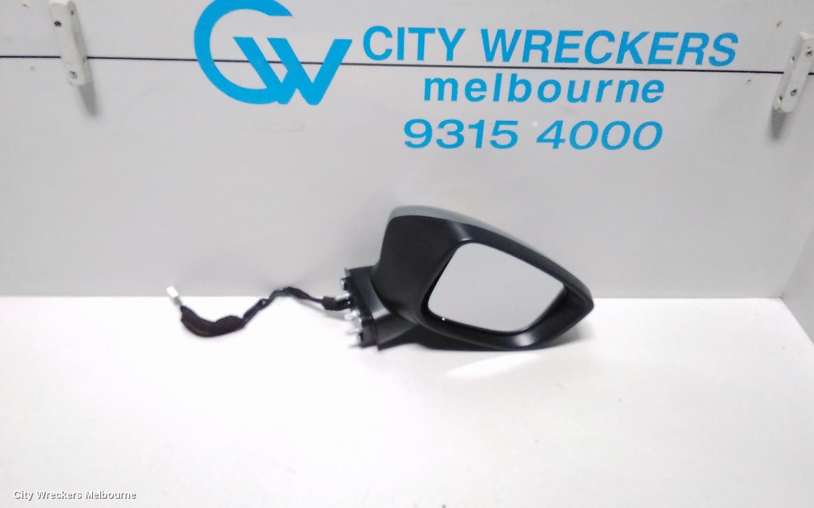 MAZDA 2 RIGHT DOOR MIRROR, DJ/DL, HATCH/SEDAN, W/ SIDE FLASHER, MANUAL FOLD, NON BLIND SPOT TYPE, COLOUR CODED, 01/2017 - 10/2019 - Image 1