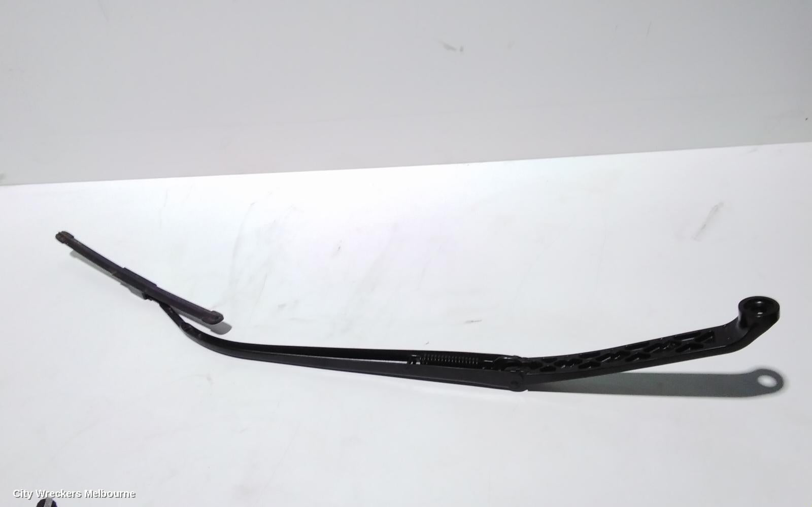 HONDA ODYSSEY WIPER ARM, FRONT (LH SIDE), RC1, 02/2014 ONWARDS - Image 1
