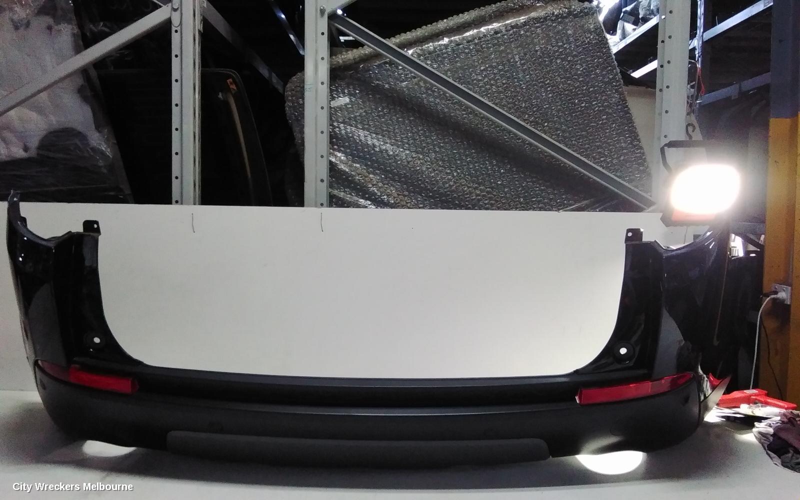 LAND ROVER DISCOVERY SPORT REAR BUMPER, BUMPER BAR (3 PIECE), NON R-DESIGN, 7 SEAT, L550, 01/2015 - 06/2019 - Image 1