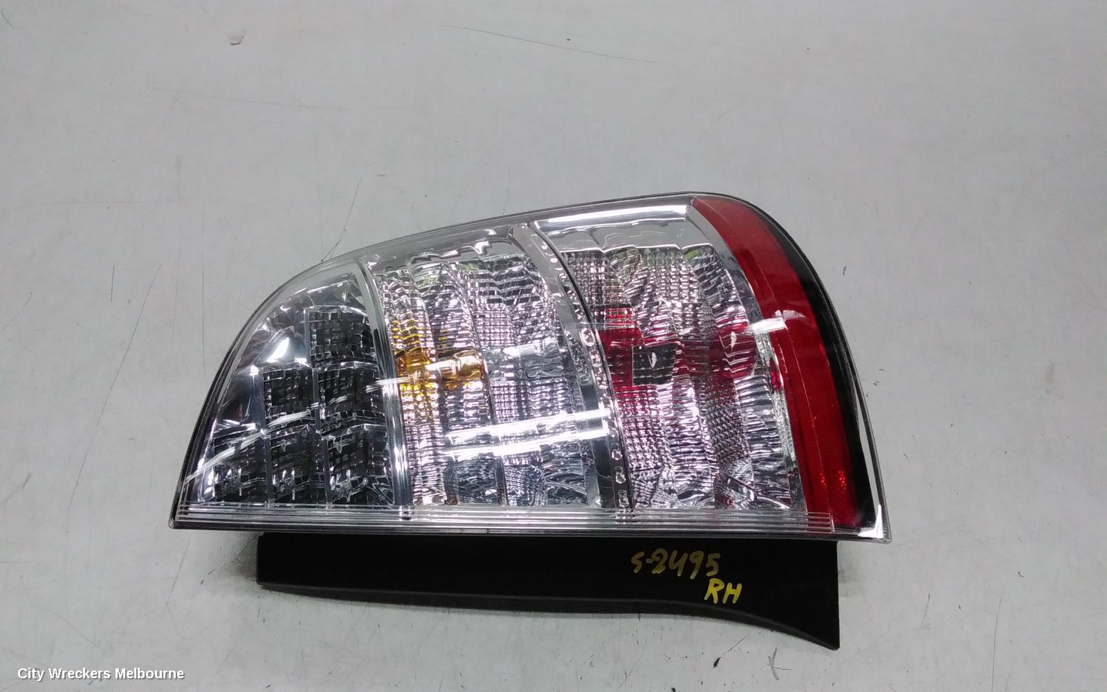 TOYOTA PRIUS RIGHT TAILLIGHT, NHW20R, CLEAR, LENS# 4713, 11/2005 - 04/2009 - Image 1