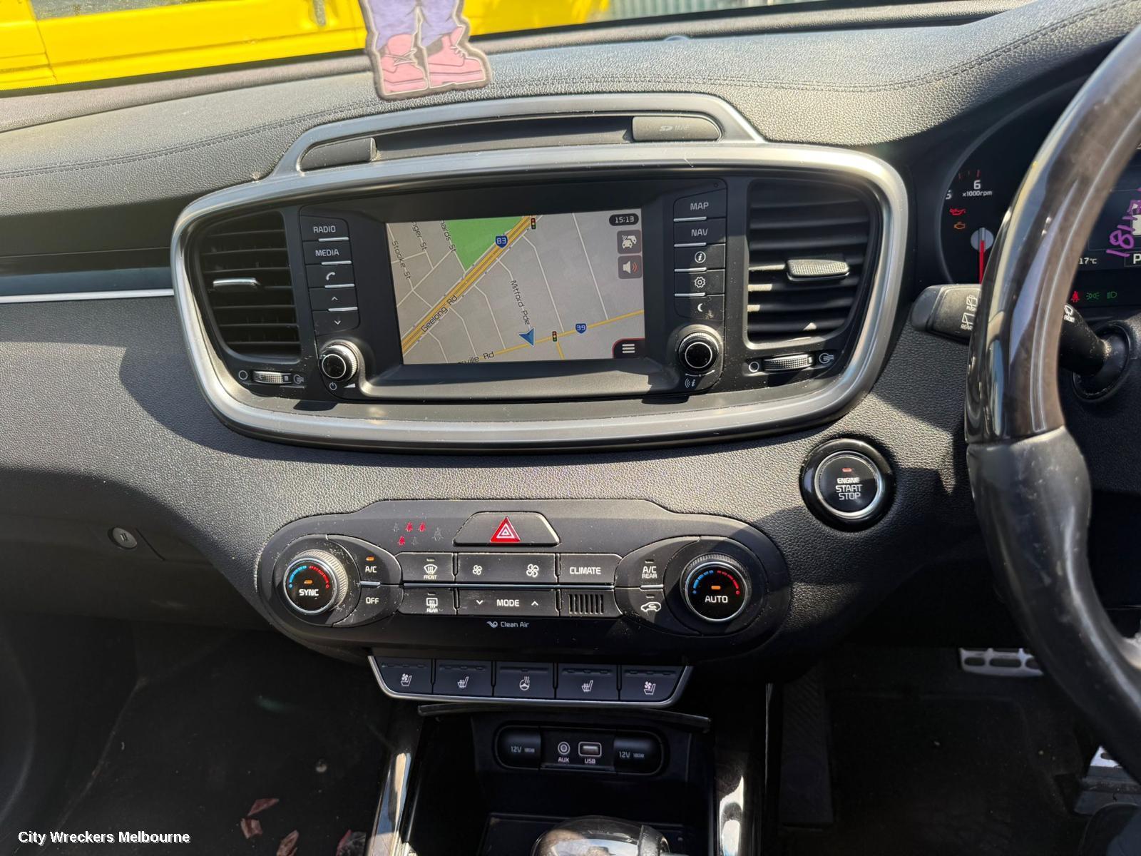 KIA SORENTO RADIO/CD/DVD/SAT/TV, DISPLAY & HEAD UNIT, 7IN TOUCHSCREEN, UM, 03/2015 - 08/2017 - Image 2