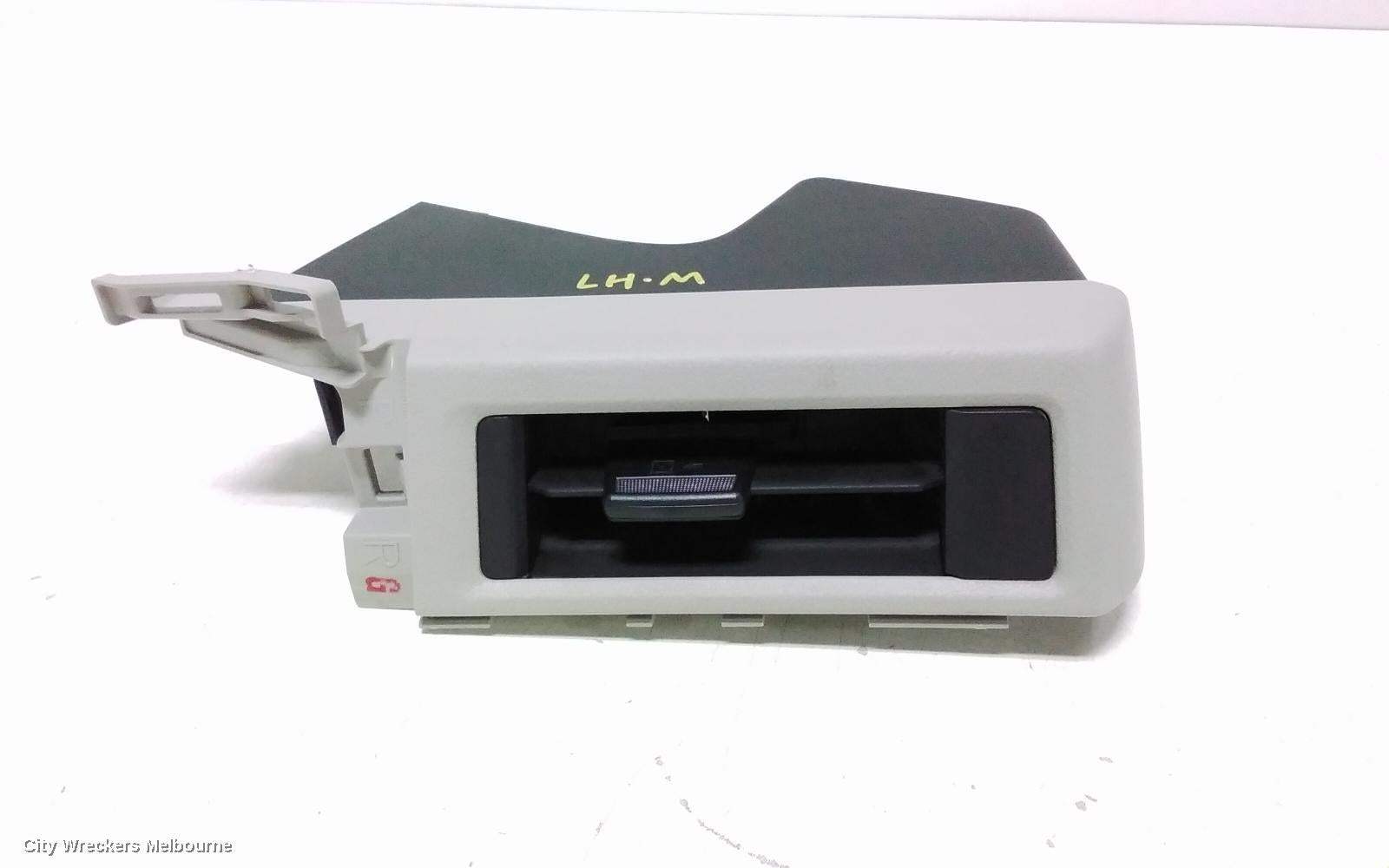 TOYOTA HIACE, 300 SERIES, 02/2019 ONWARDS, LH AIR VENT: 111356 - Image 2