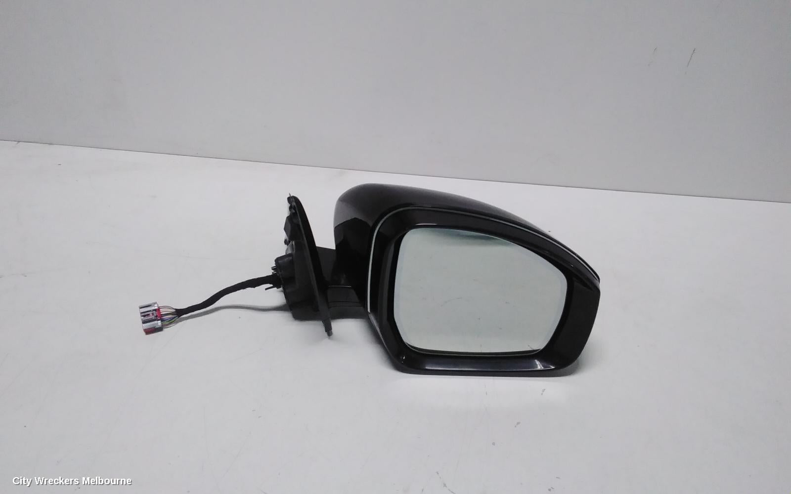 LAND ROVER RANGEROVER SPORT RIGHT DOOR MIRROR, L494, POWER, NON FOLDING TYPE, SE, 06/2013 ONWARDS - Image 1