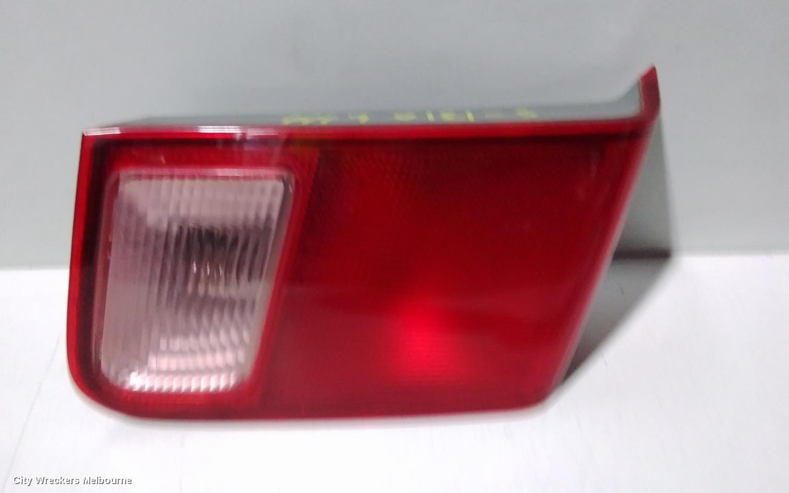 HONDA CIVIC REAR GARNISH, BOOTLID LAMP (LH SIDE), PINK TINT TYPE, 7TH GEN, 11/2000 - 02/2006 - Image 2