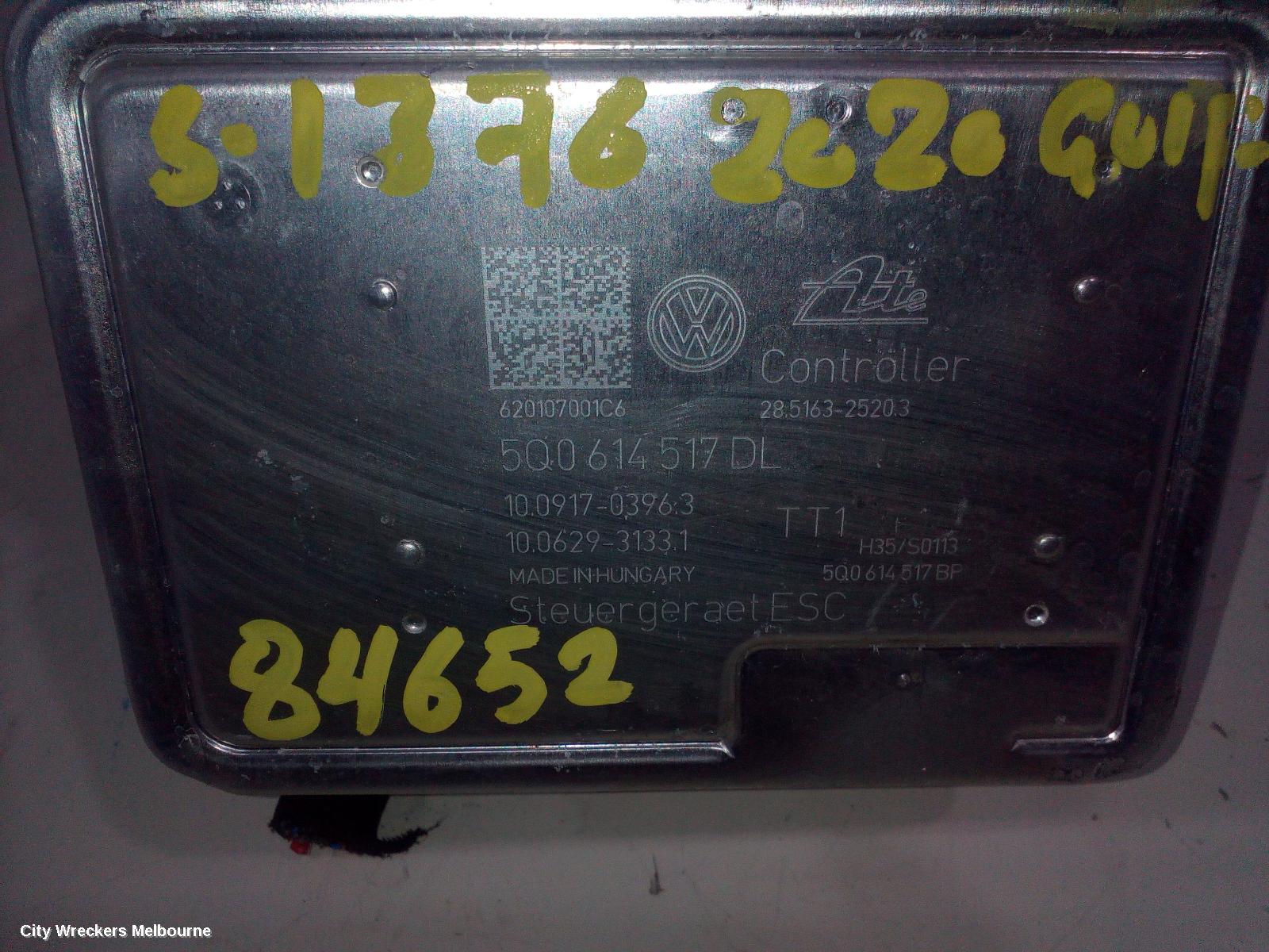 VOLKSWAGEN GOLF ABS PUMP/MODULATOR, GEN 7, ON MOTOR P/N, 5Q0614517CL, 03/2013 - 08/2020 - Image 3