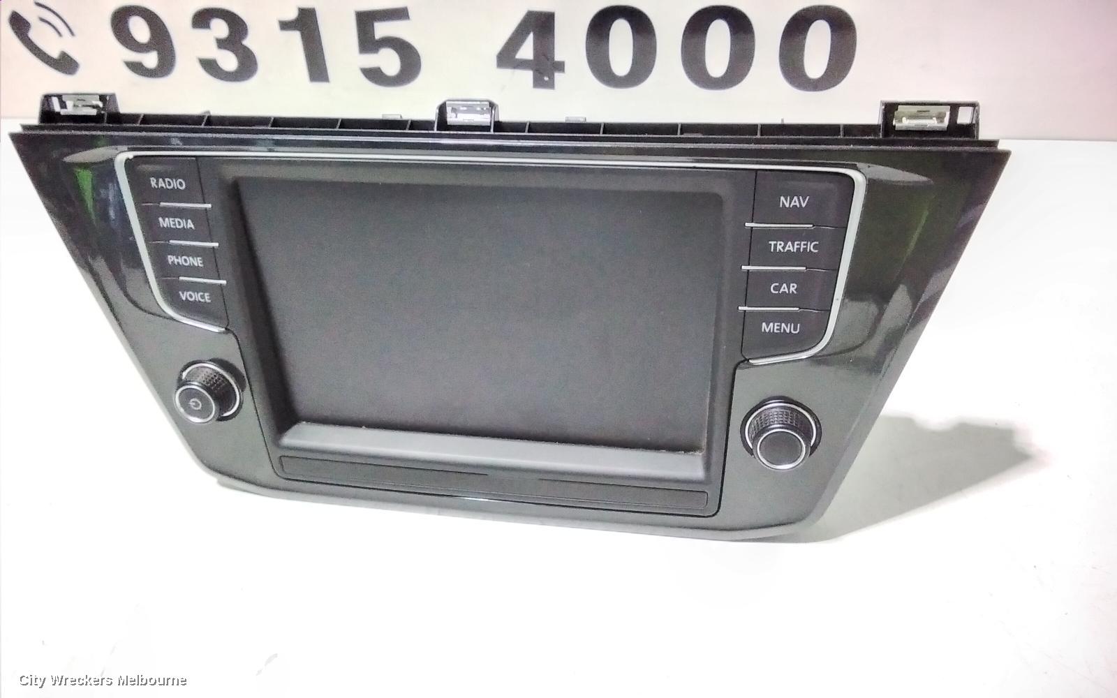 VOLKSWAGEN TIGUAN RADIO/CD/DVD/SAT/TV, DISPLAY UNIT, DISCOVER MEDIA 8IN, SAT NAV TYPE, 5NA, 06/2016 ONWARDS - Image 3