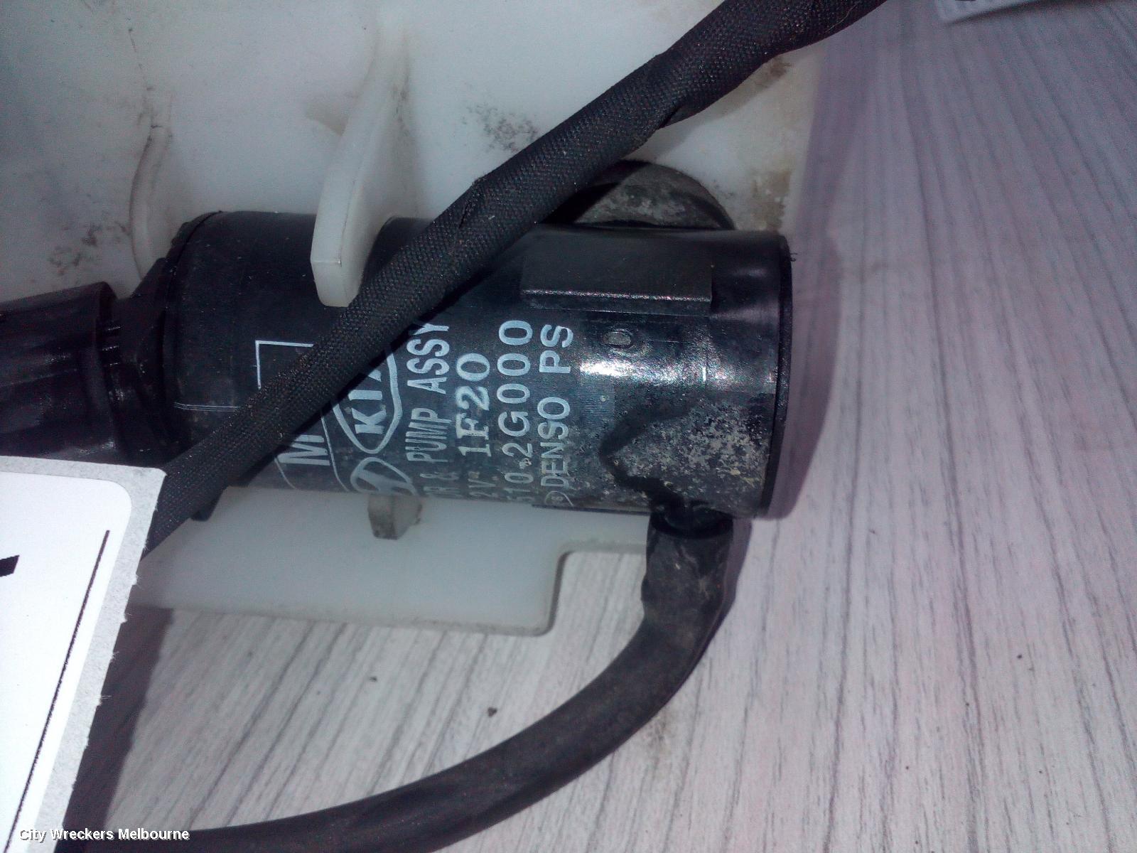 HYUNDAI I45 WASHER BOTTLE, WASHER BOTTLE, YF, 02/2010 - 04/2014 - Image 1