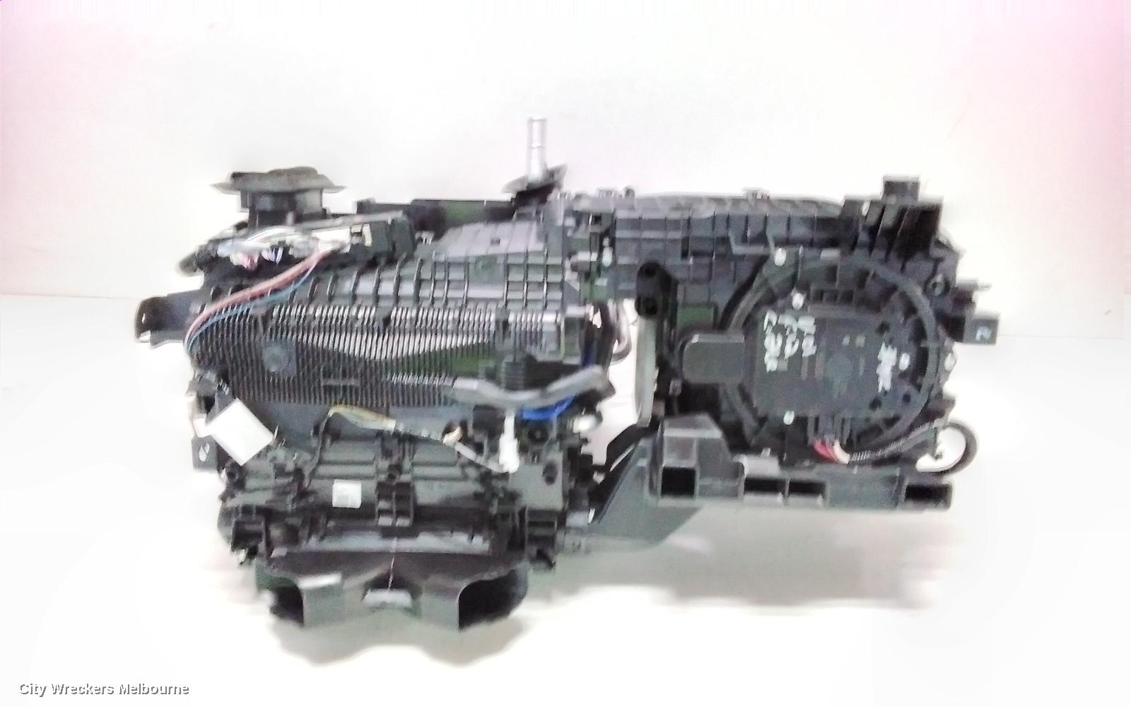 TOYOTA KLUGER HEATER CORE/BOX, XU70 SERIES, FRONT, 03/2021 ONWARDS - Image 2