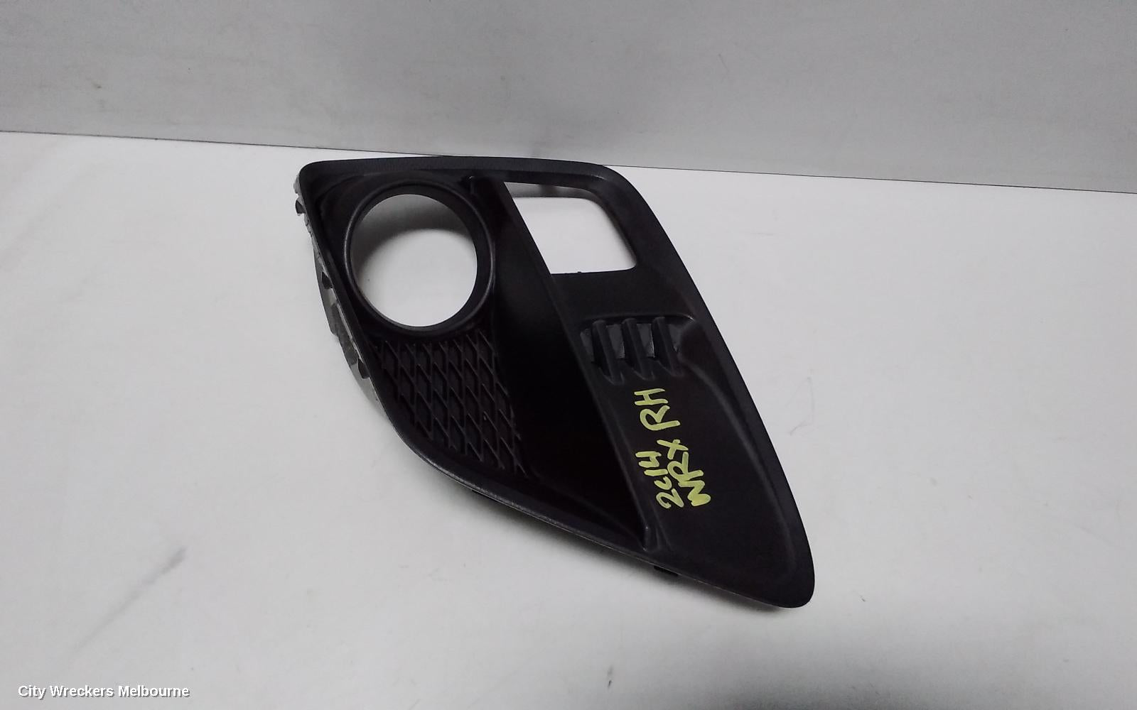 SUBARU WRX RIGHT INDICATOR/FOG/SIDE, BUMPER FOGLAMP SURROUND, V1, 03/2014 - 05/2017 - Image 2