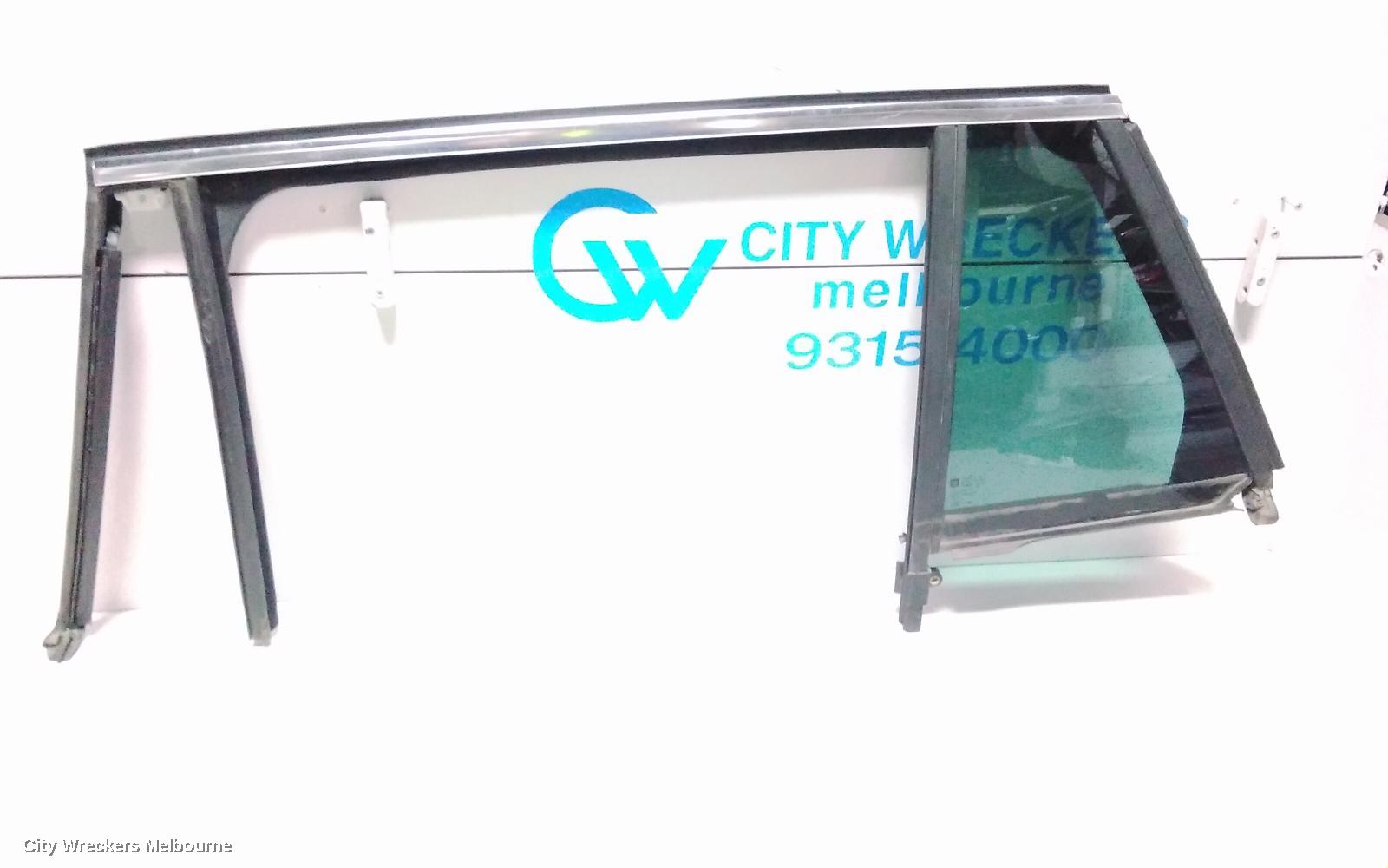 HOLDEN COMMODORE LEFT REAR 1/4 DOOR GLASS, ZB, WAGON, 10/2017 - 12/2020 - Image 2