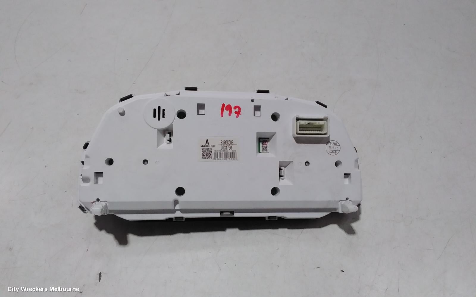 MITSUBISHI PAJERO INSTRUMENT CLUSTER, DIESEL, AUTO T/M, PAJERO SPORT, QE, 10/2015 - 10/2019 - Image 3