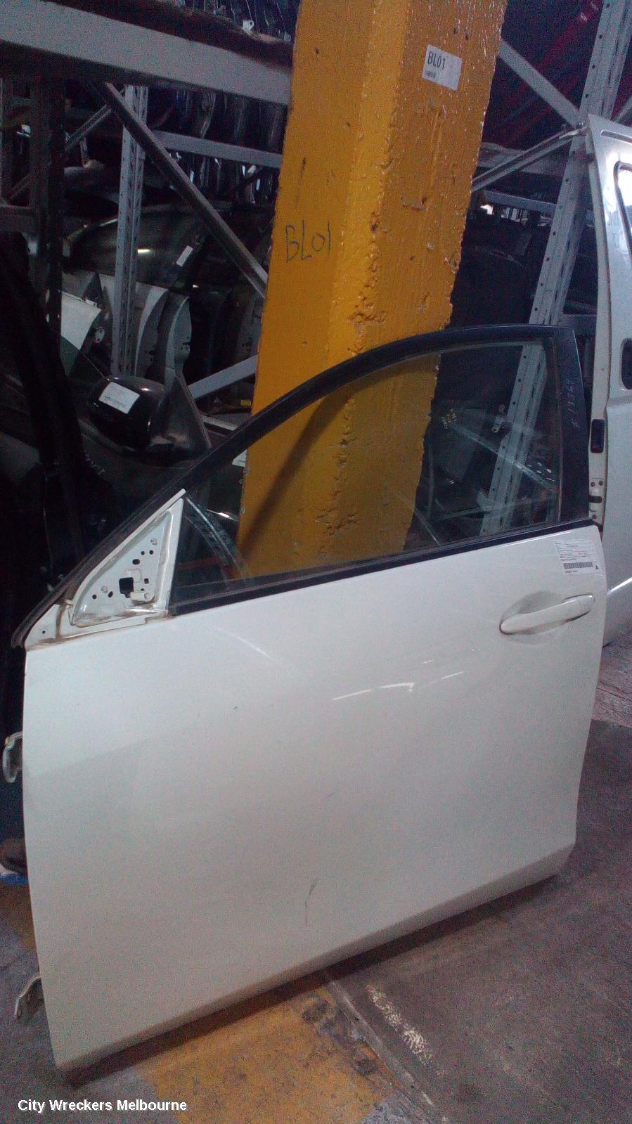 MAZDA 3 LEFT FRONT DOOR, BL, HATCH, 04/2009 - 10/2013 - Image 1